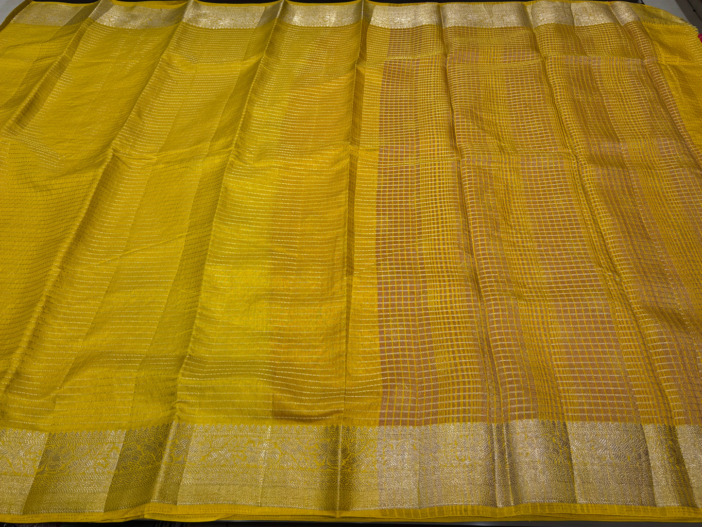 Dola silk