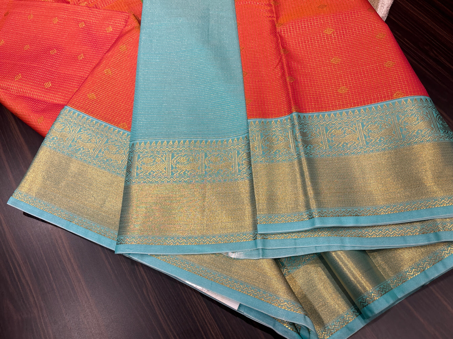 Semi Kanchipuram silk