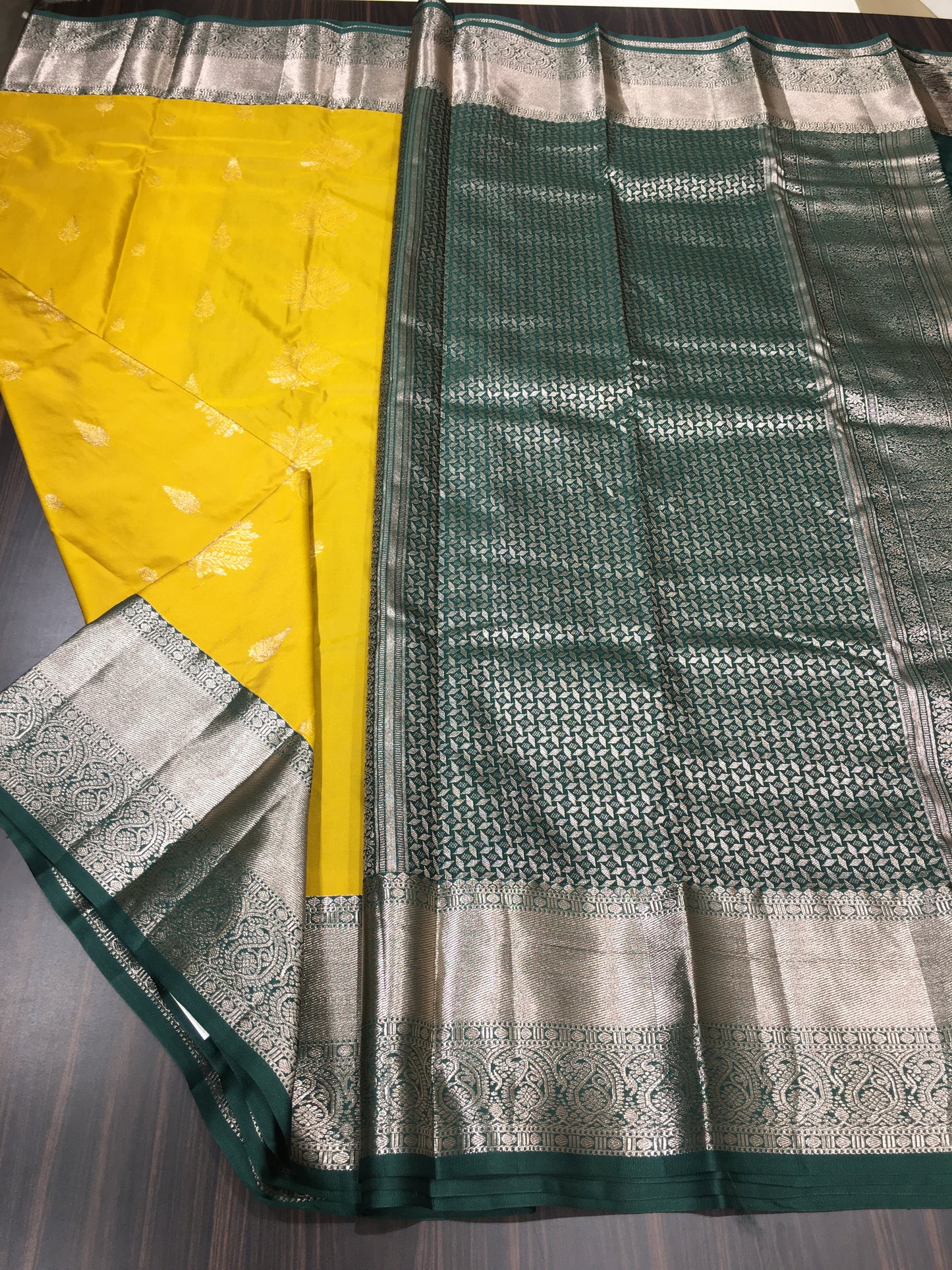 Semi Kanchipuram silk