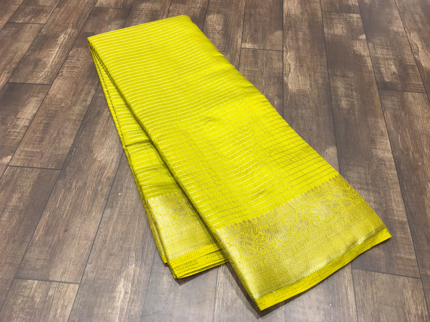 Dola silk saree