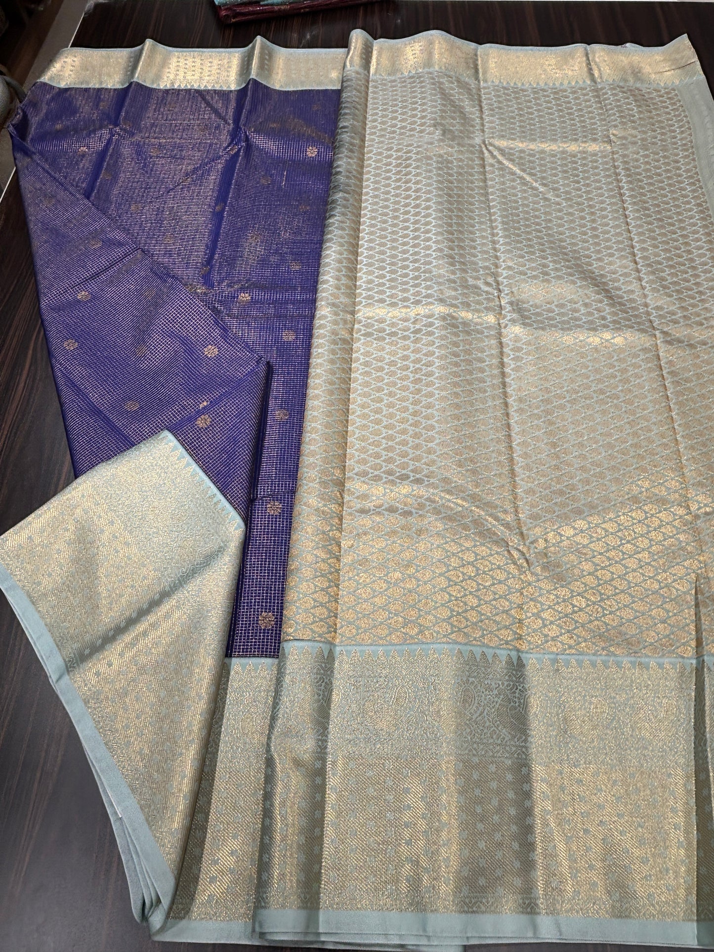 Semi Kanchipuram silk