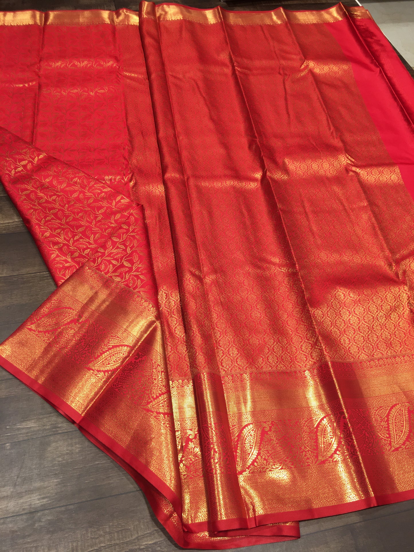 Semi Kanchipuram silk