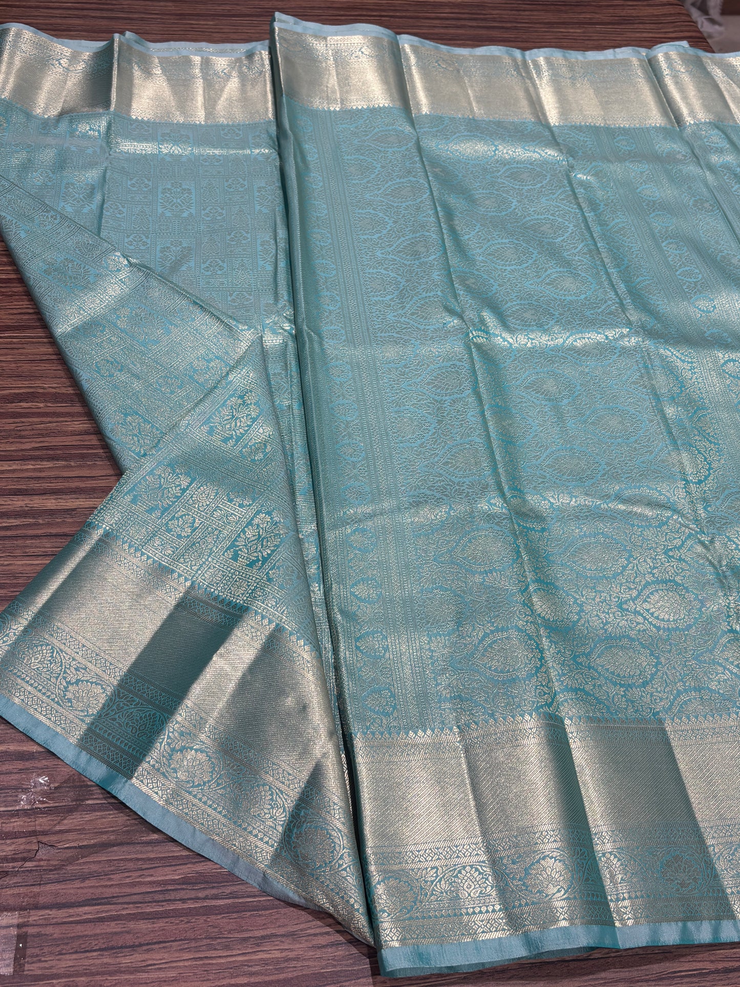 Semi Kanchipuram silk