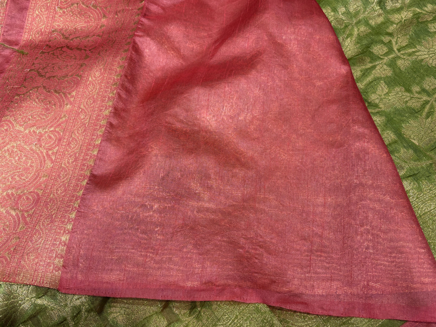 Kora Banarasi saree