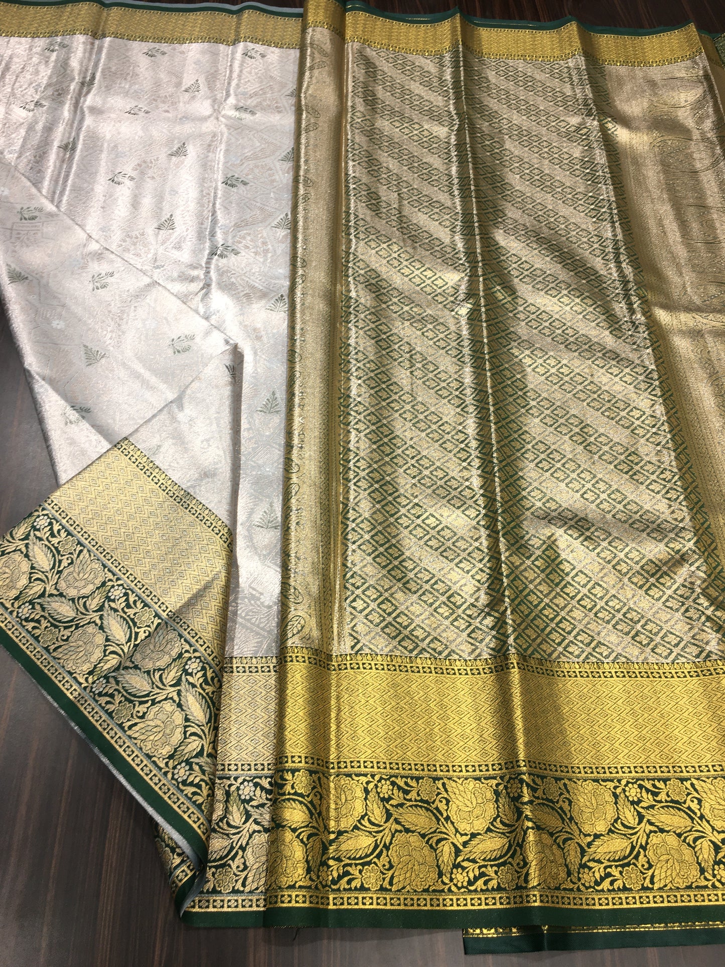 Semi Kanchipuram tissue