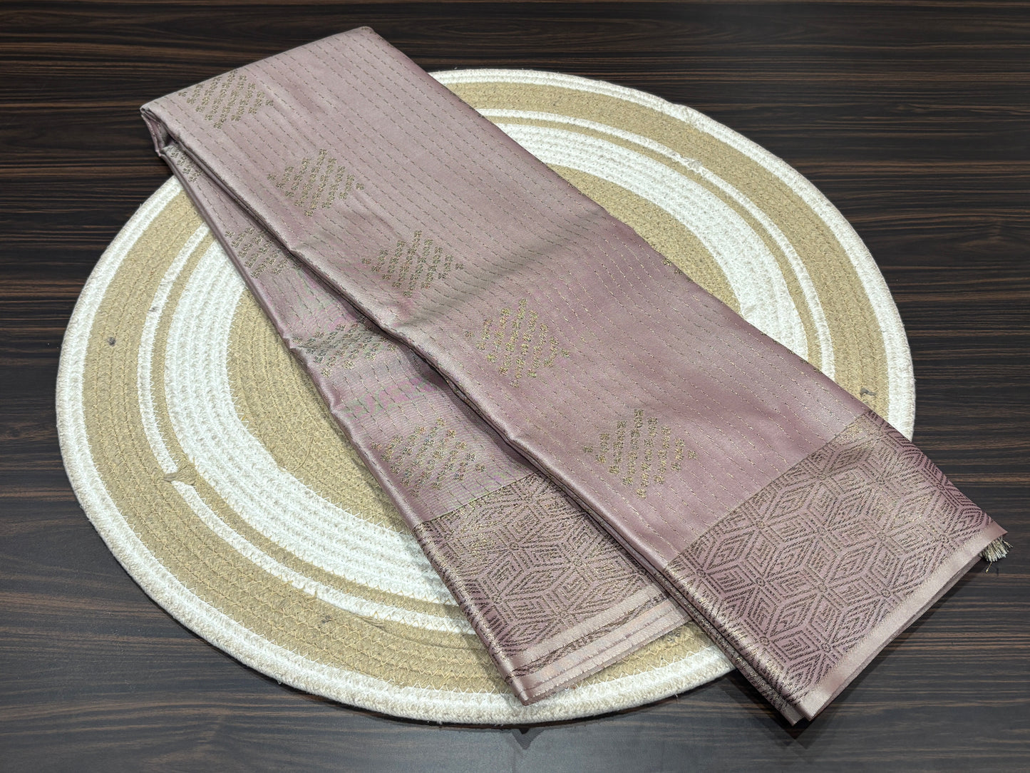 Semi Kanchipuram silk
