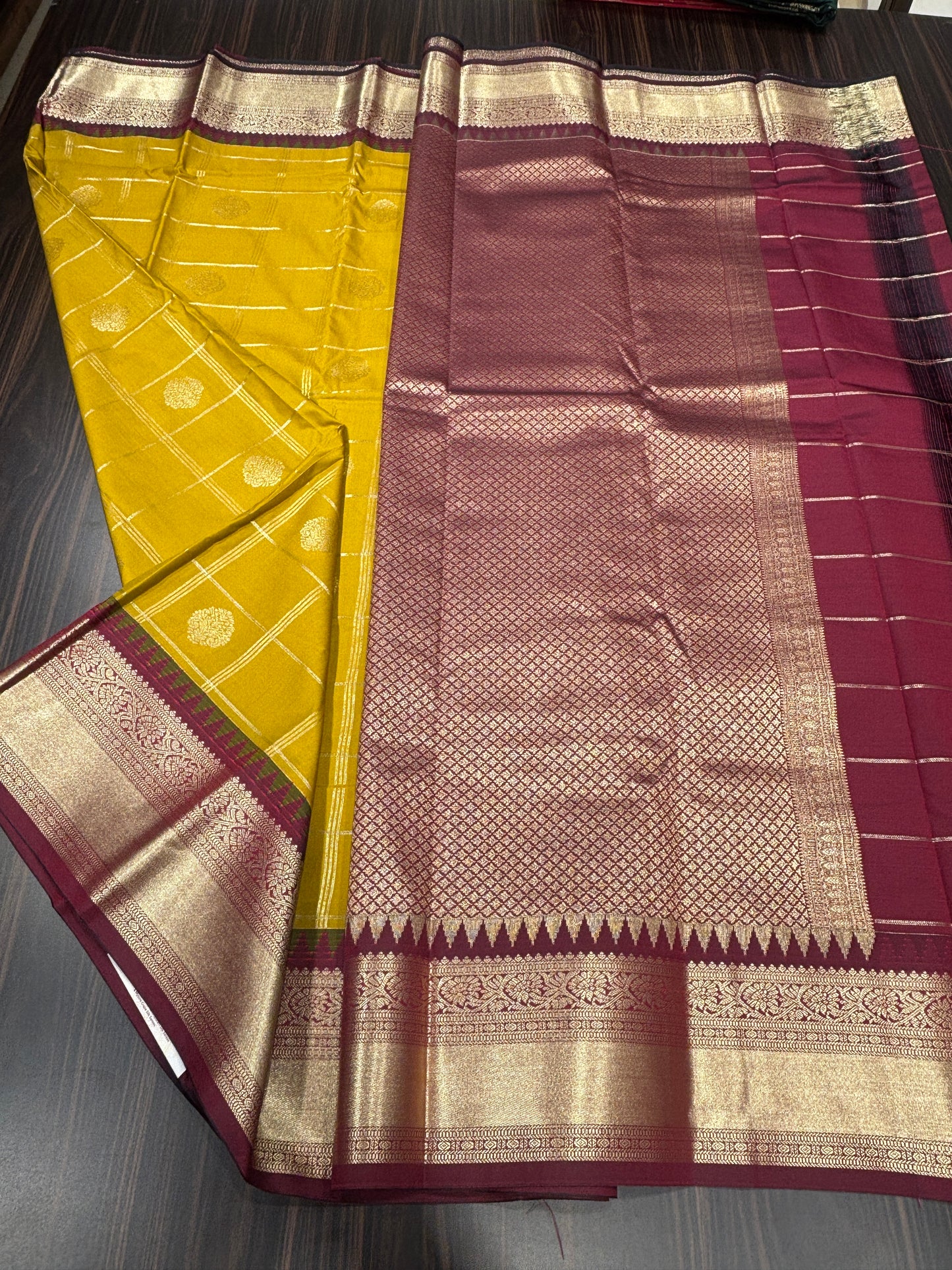 Semi Kanchipuram silk