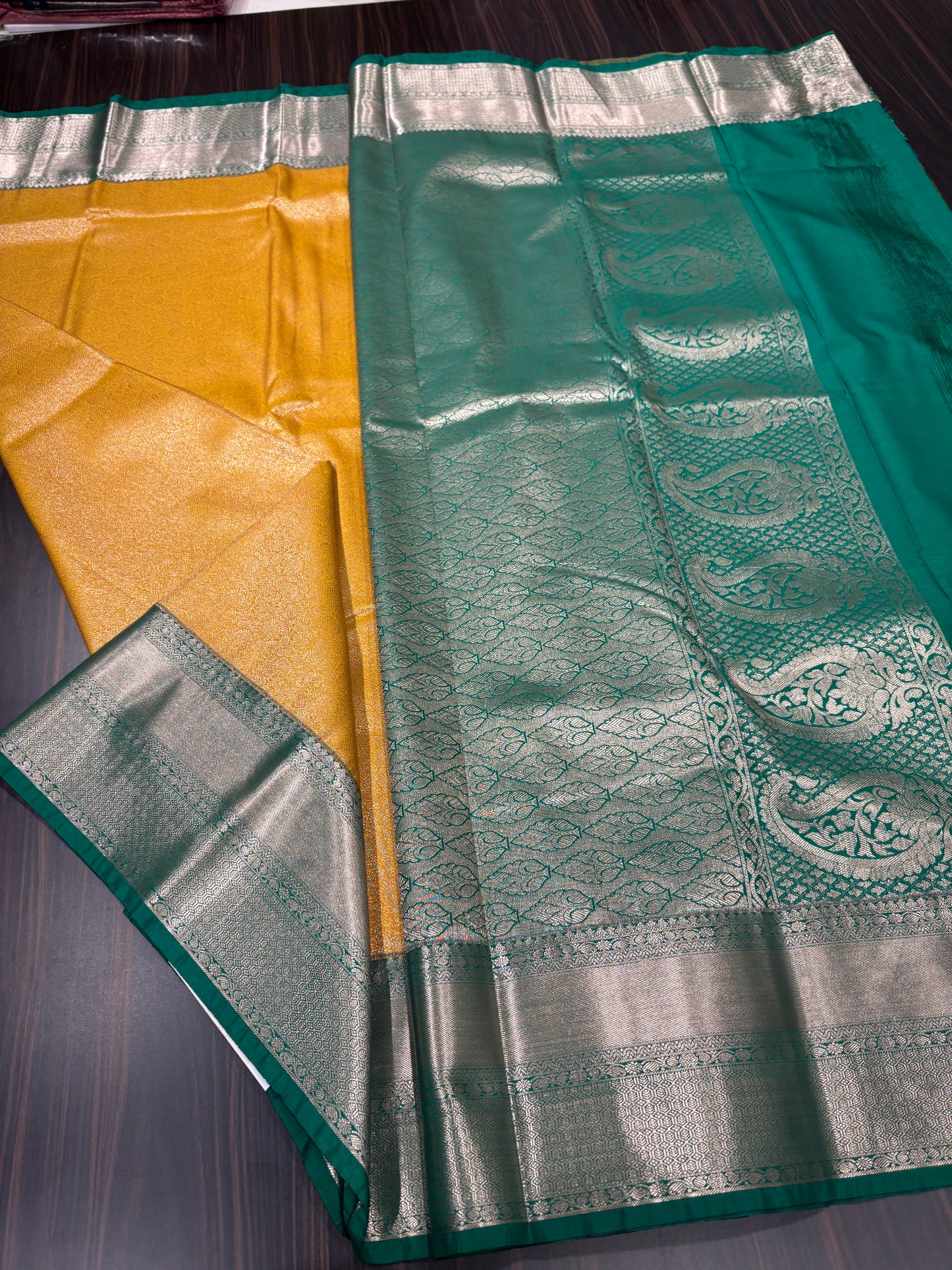Semi Kanchipuram silk