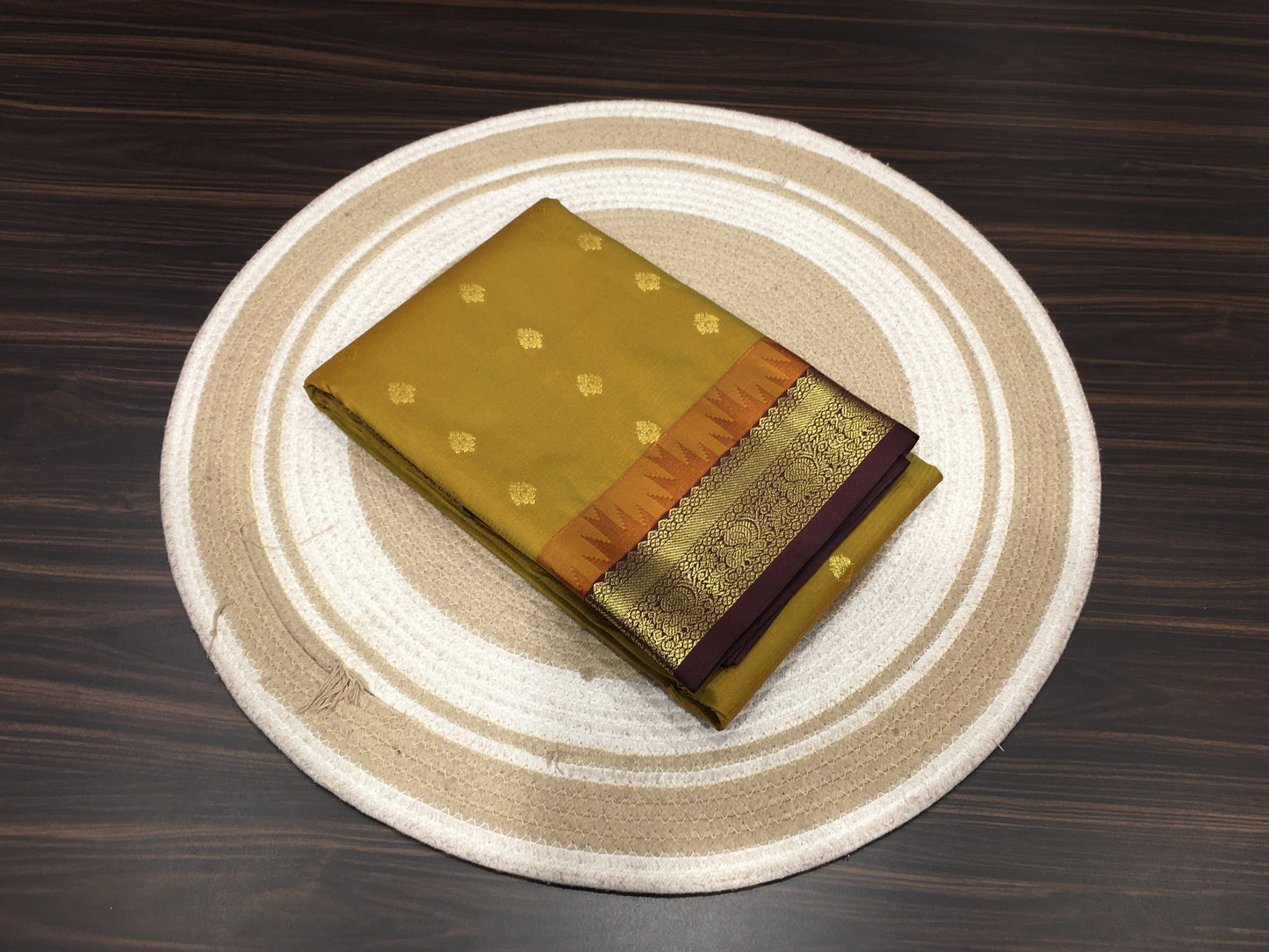 Semi Kanchipuram silk