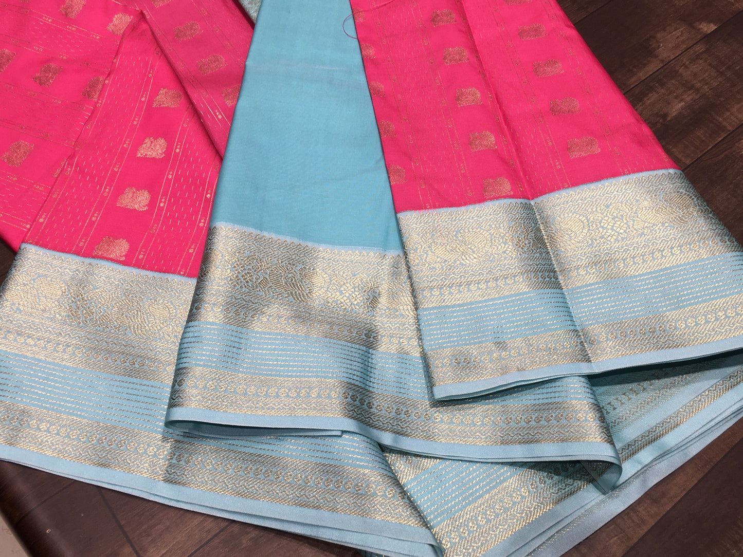 Semi Kanchipuram silk