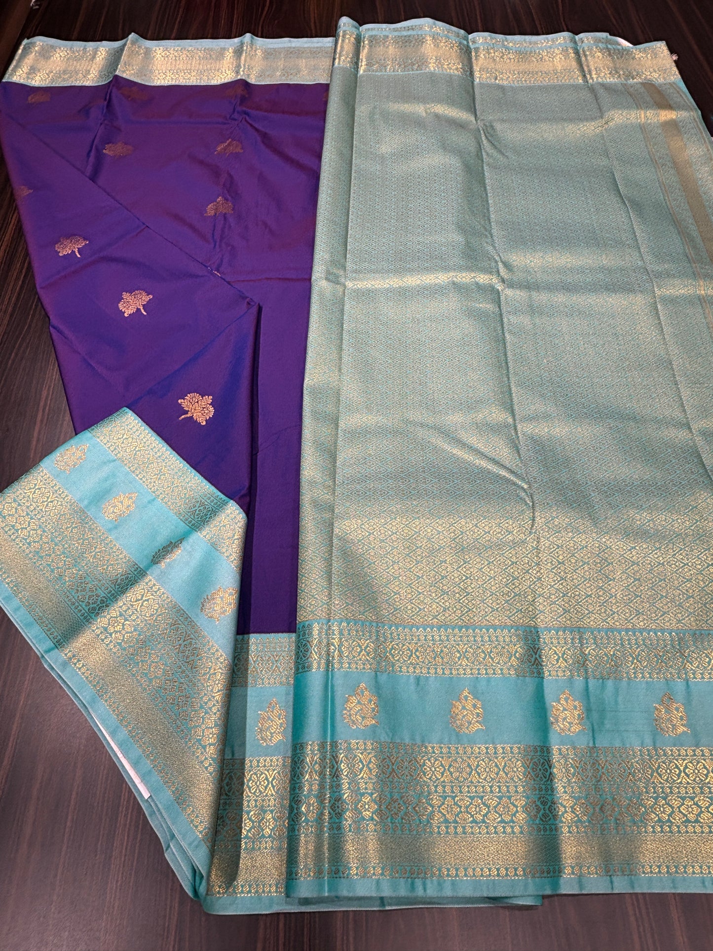 Semi Kanchipuram silk
