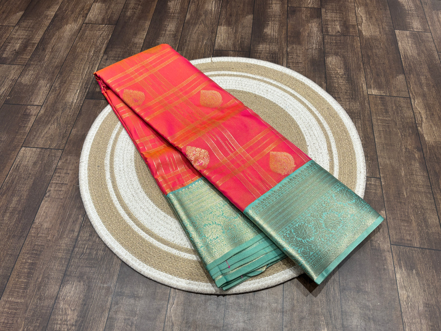 Semi Kanchipuram silk