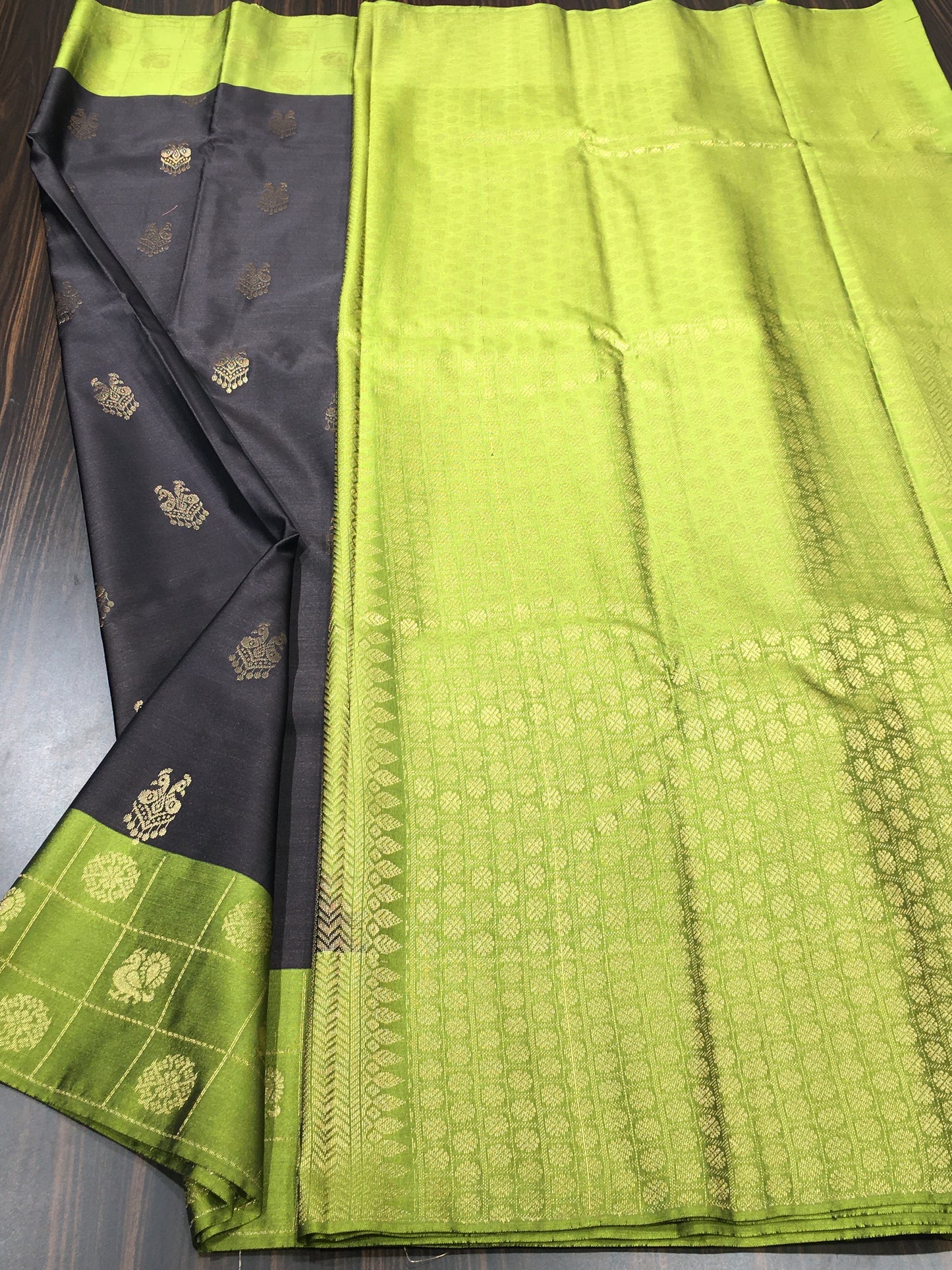 Semi Kanchipuram silk