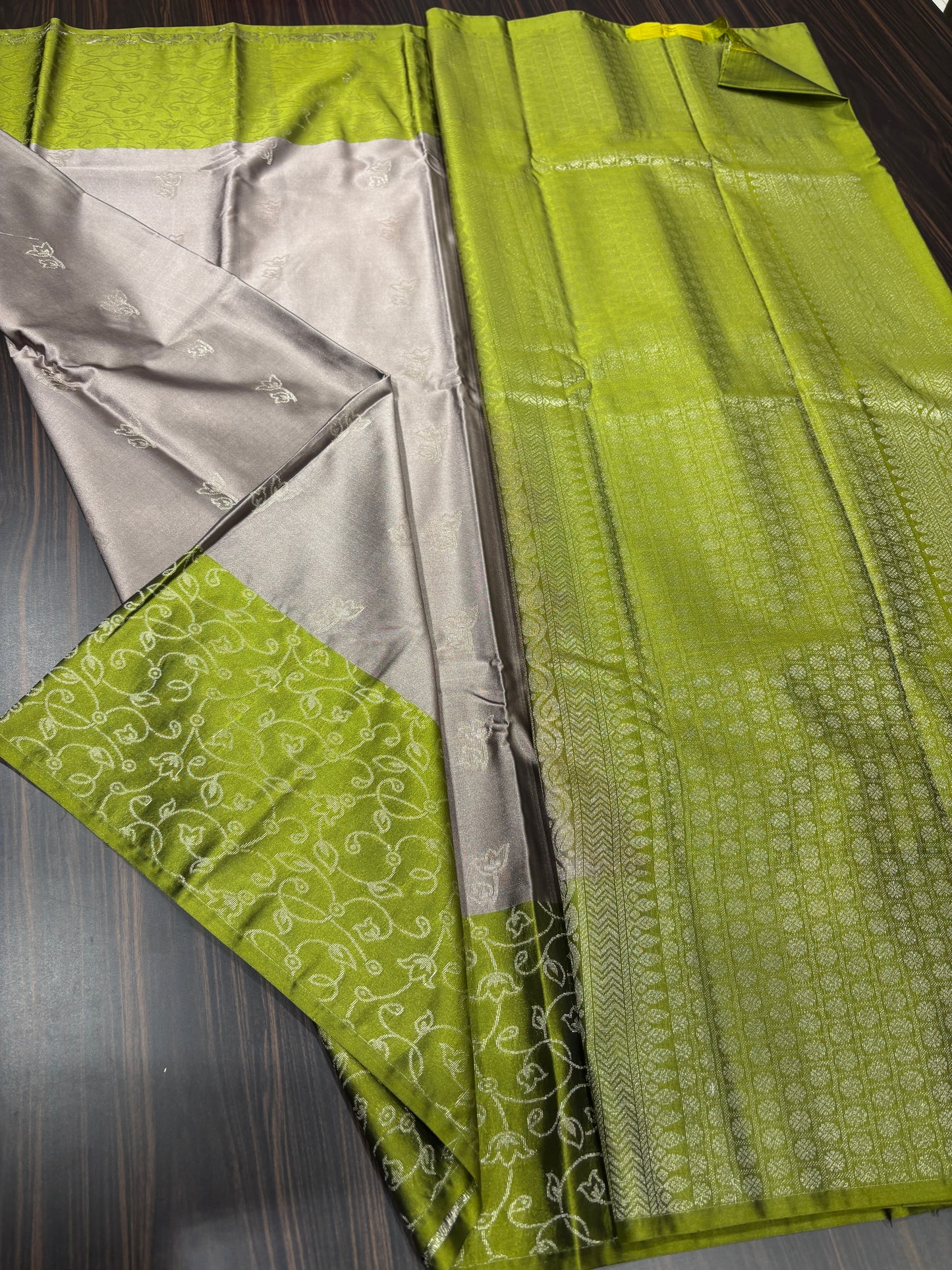 Semi Kanchipuram silk