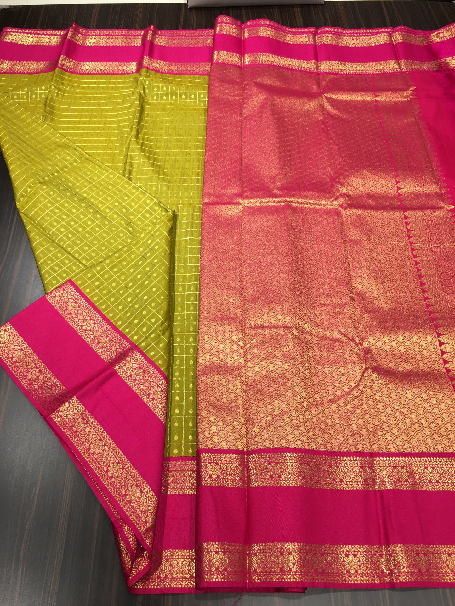 Semi Kanchipuram silk