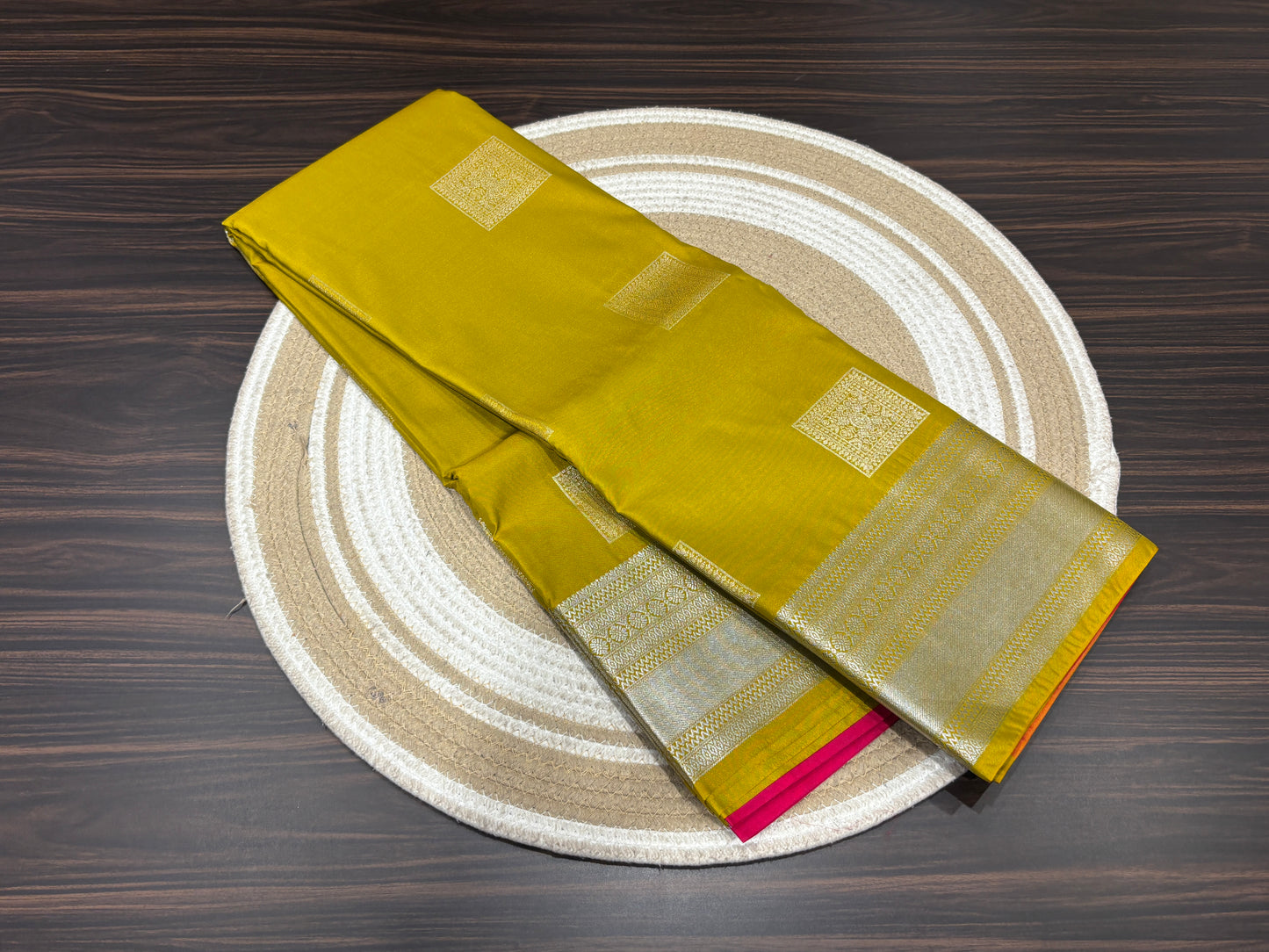 Semi Kanchipuram silk