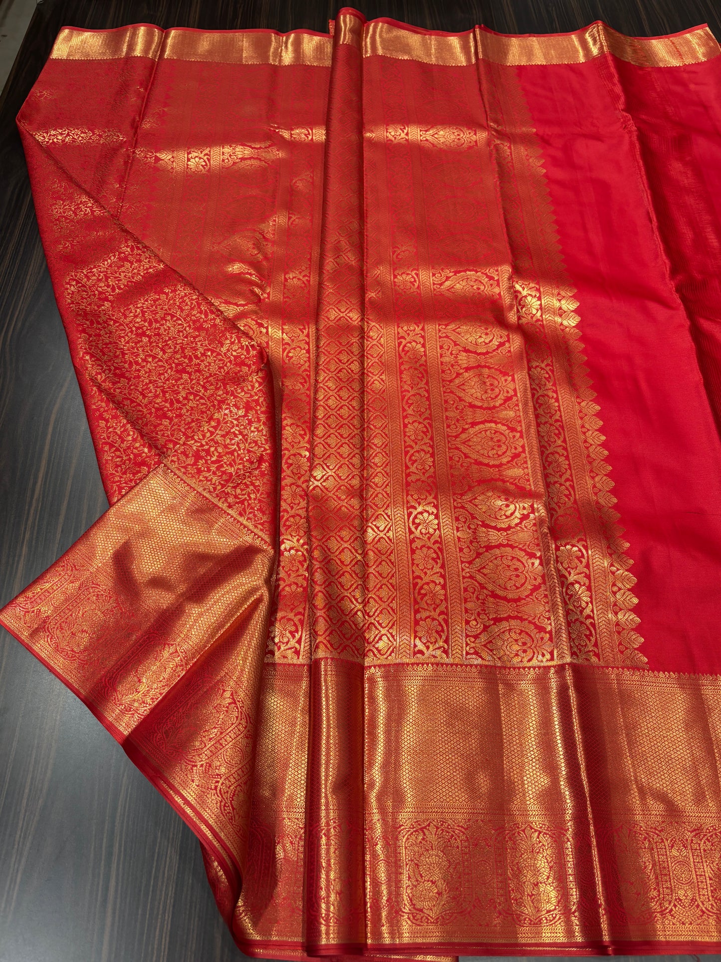 Semi Kanchipuram silk