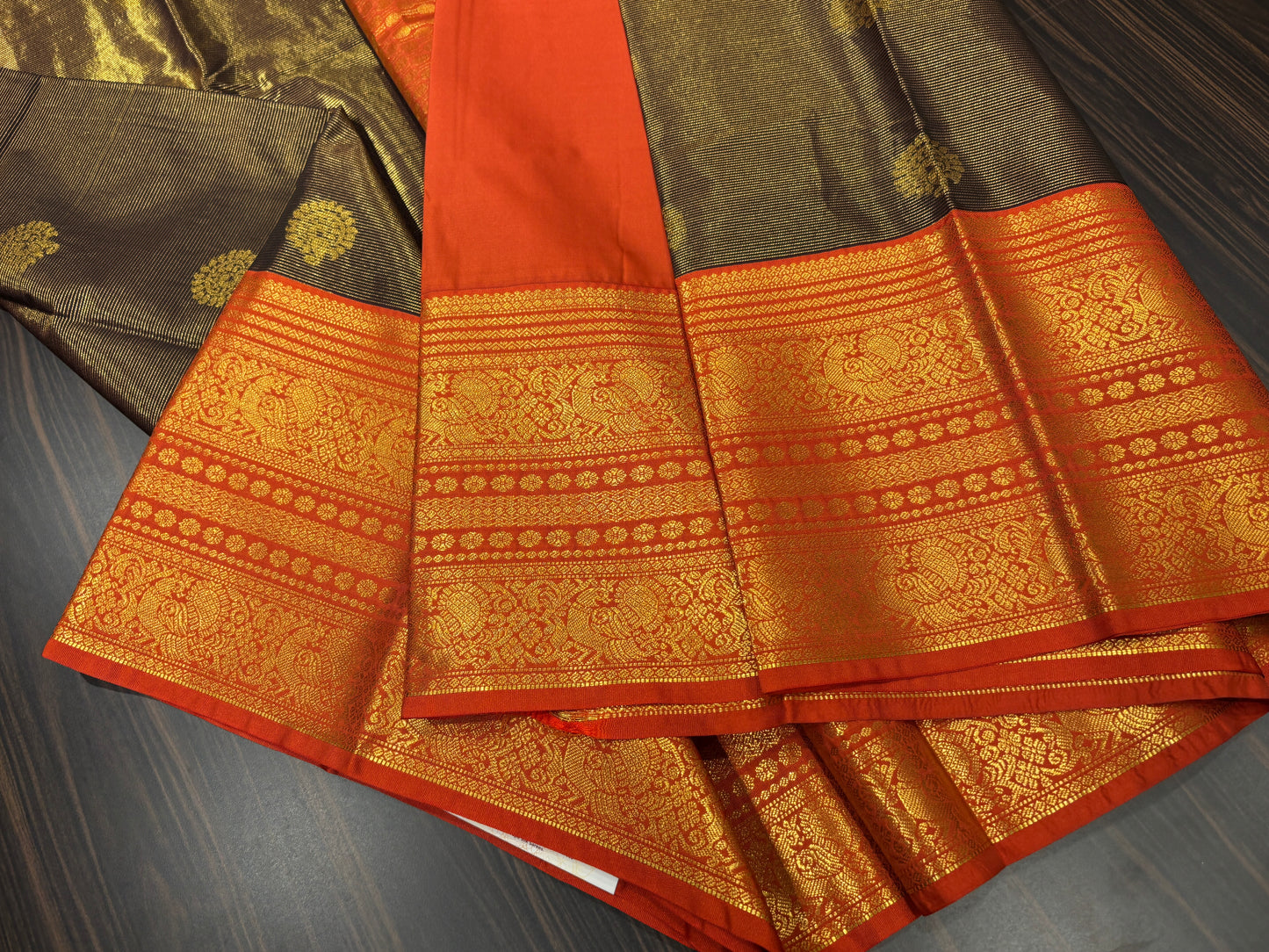 Semi Kanchipuram silk
