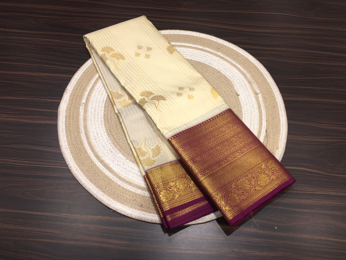 Semi Kanchipuram silk
