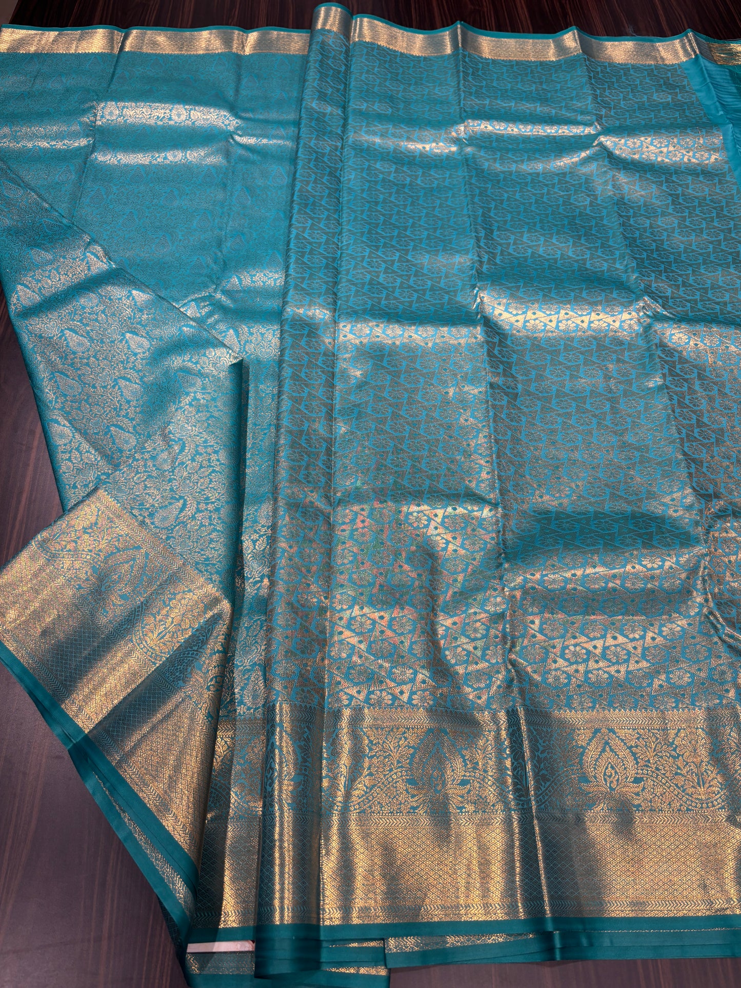 Semi Kanchipuram silk