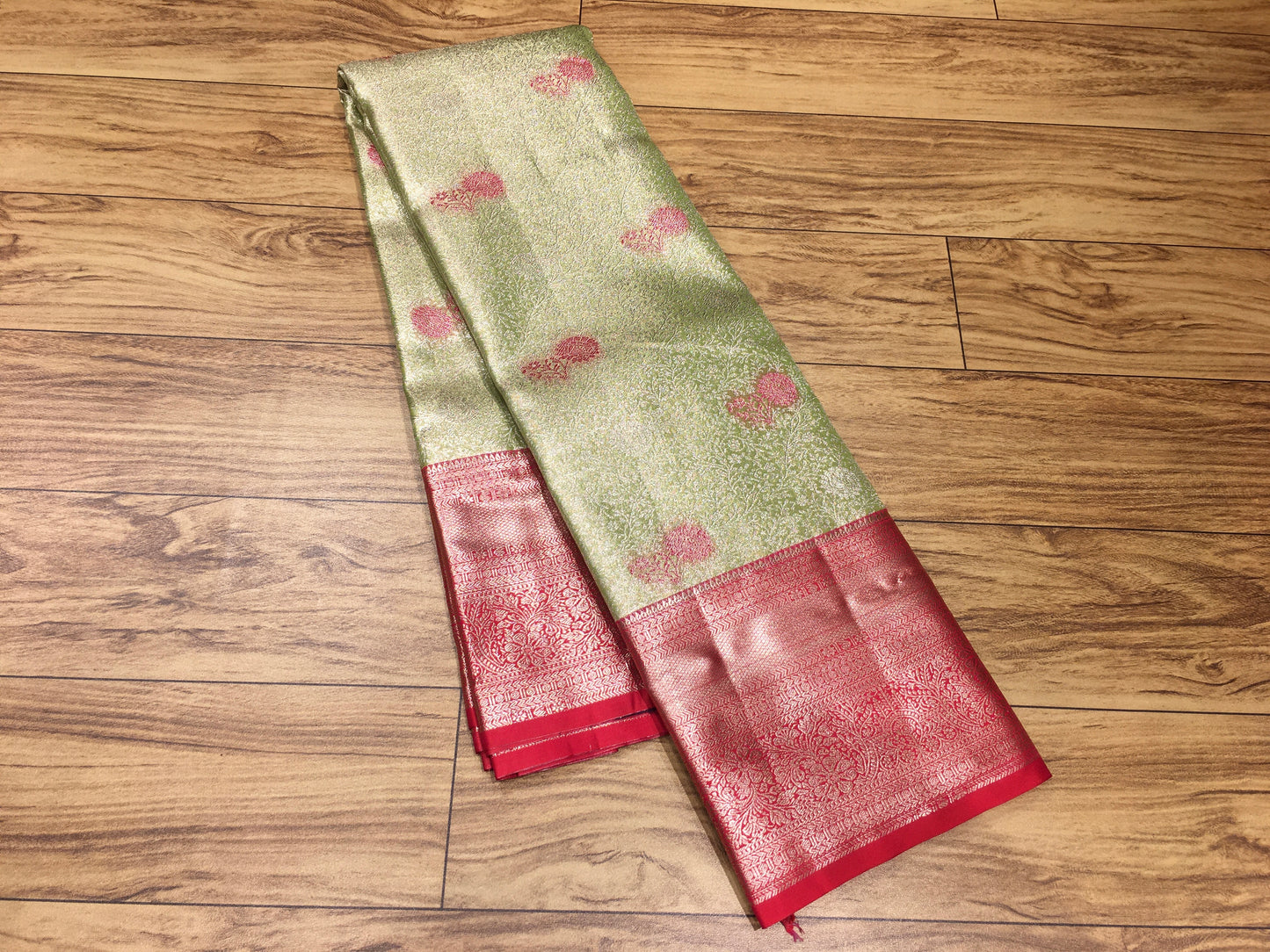 Semi Kanchipuram Tissue
