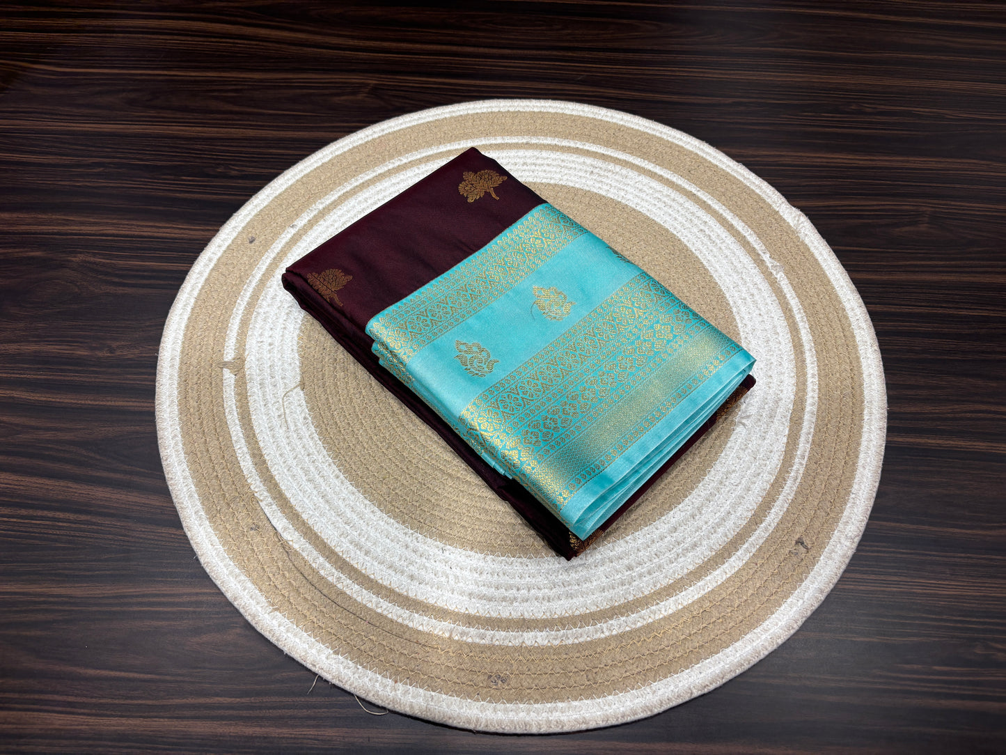 Semi Kanchipuram silk