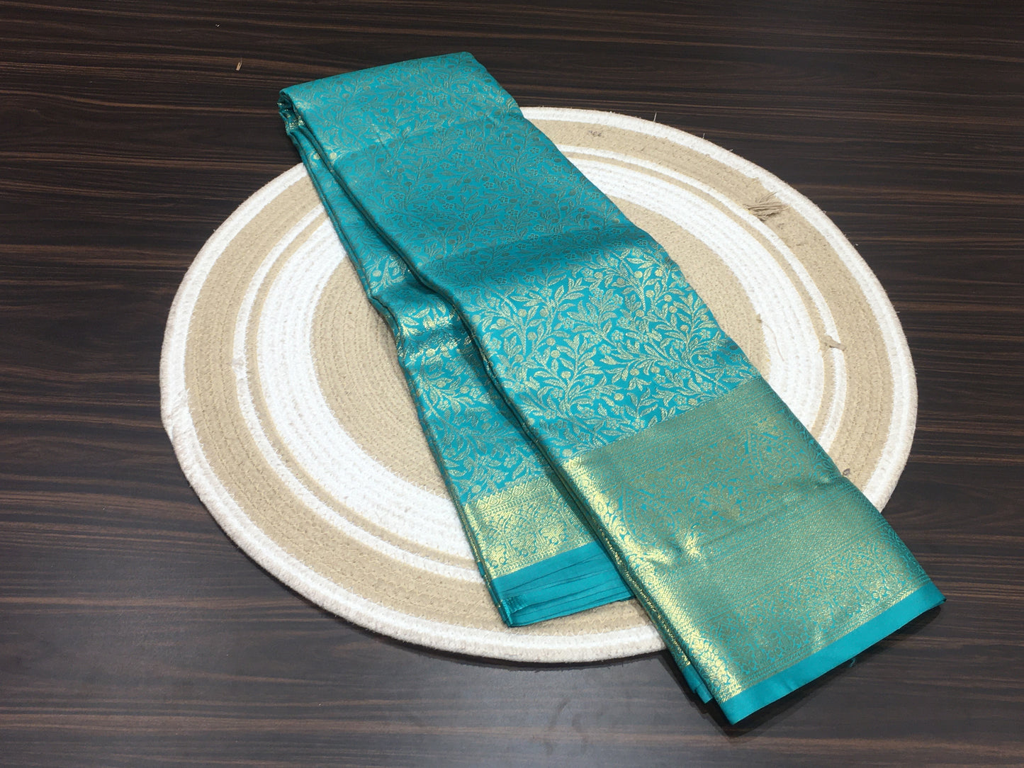 Semi Kanchipuram silk