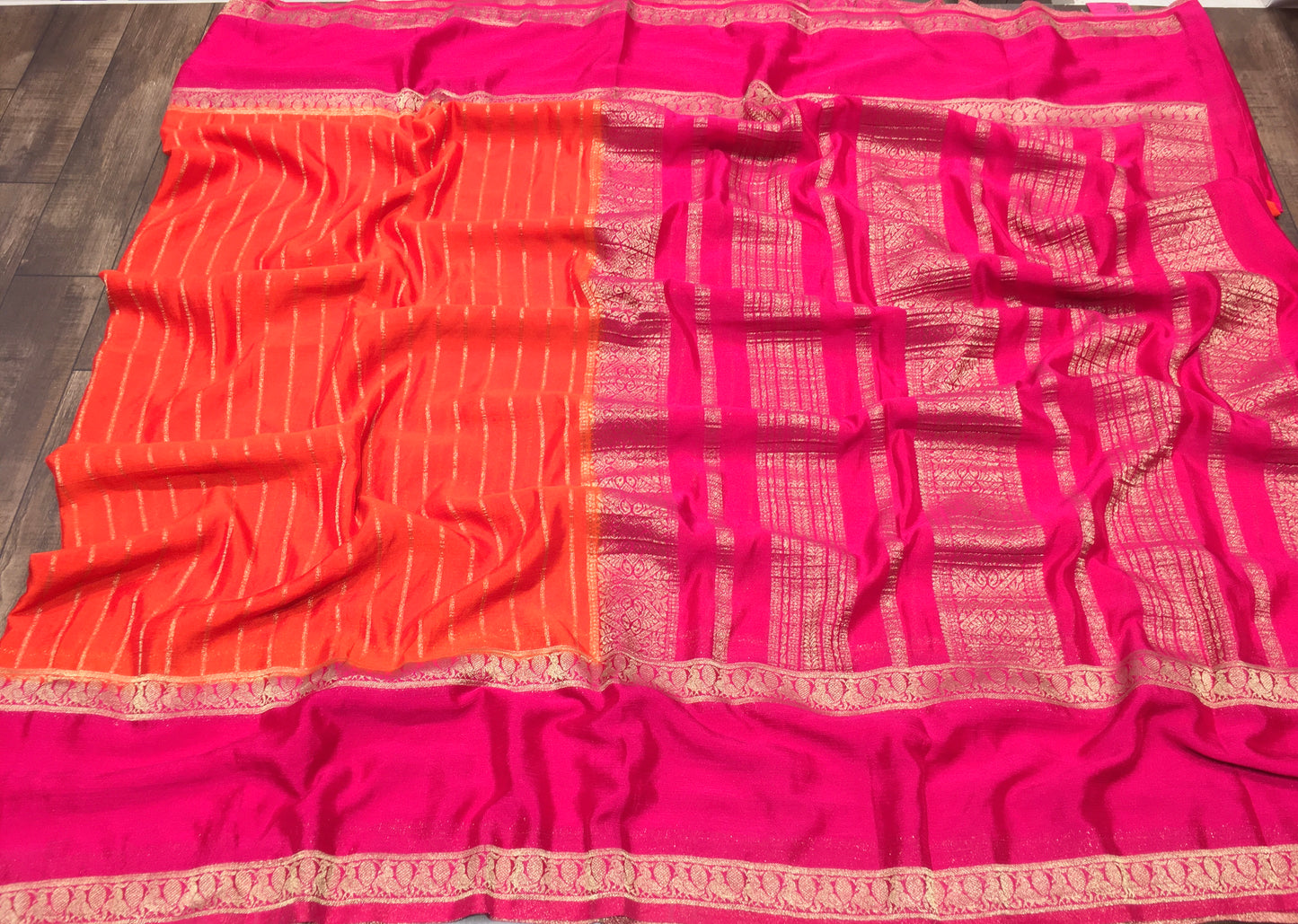 Wrinkle chiffon saree
