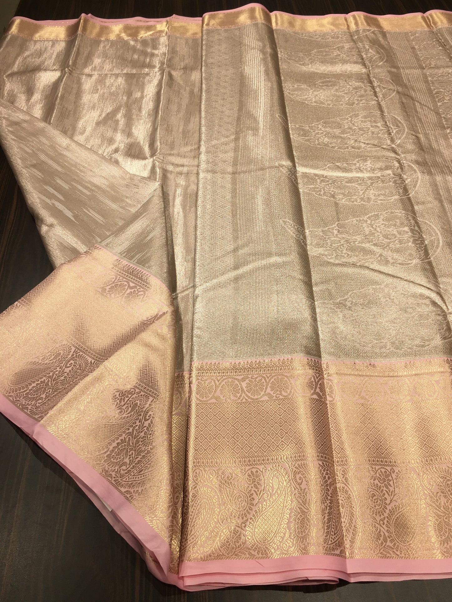 Semi Kanchipuram silk