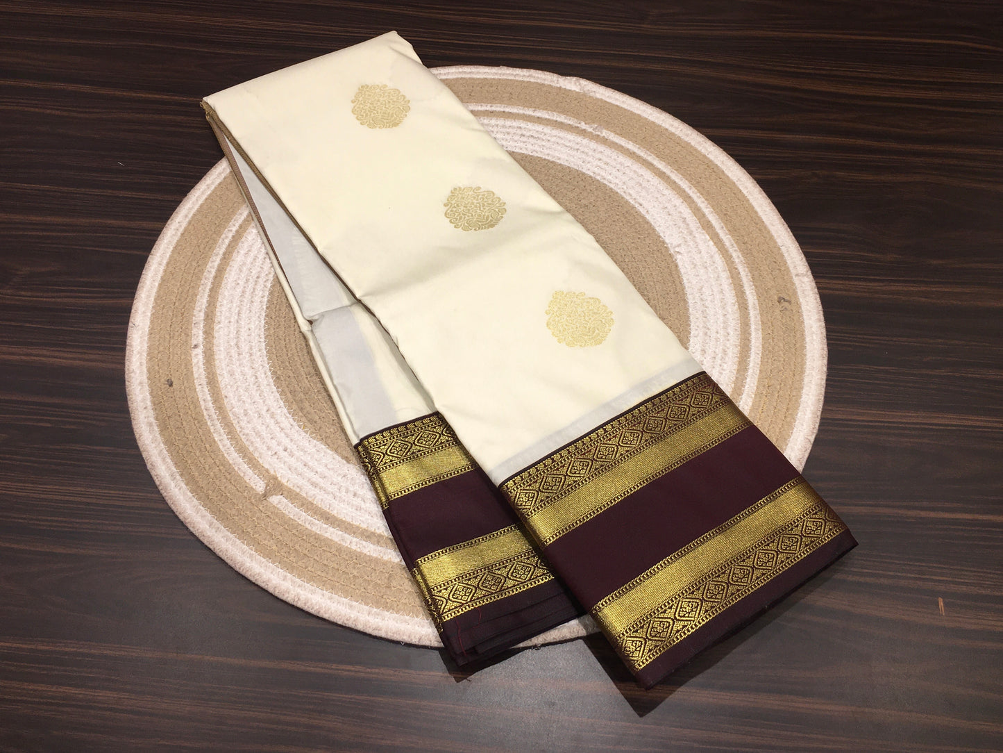 Semi Kanchipuram silk