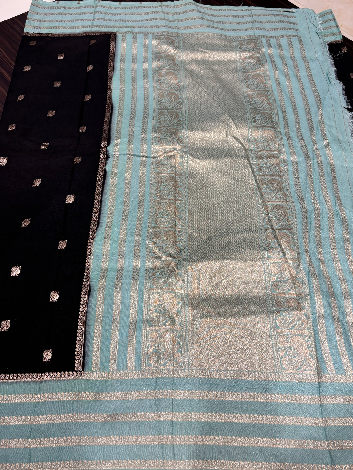 Soft crape saree
