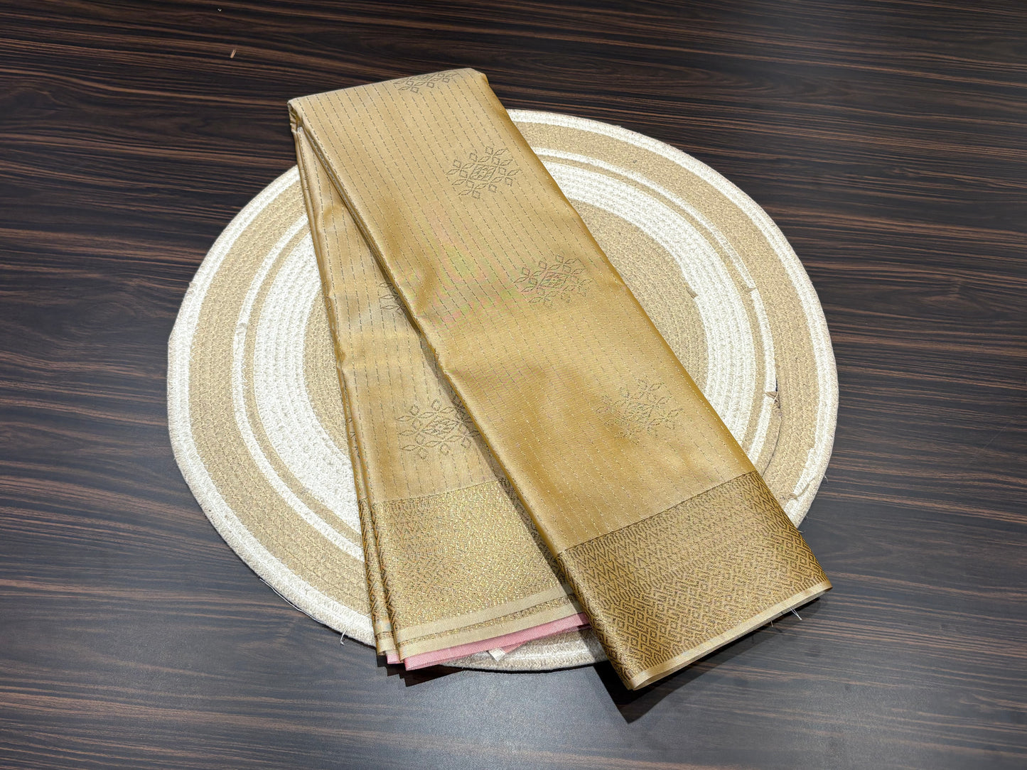 Semi Kanchipuram silk