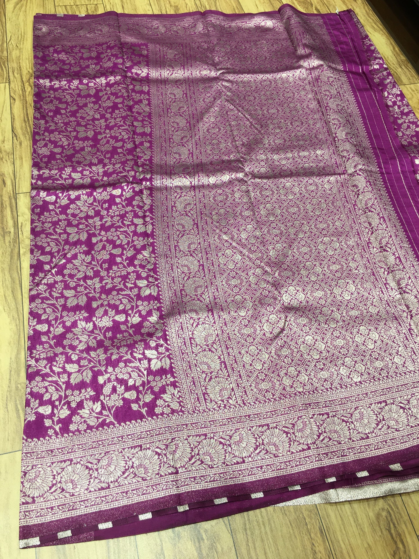 Semi brocade banaras