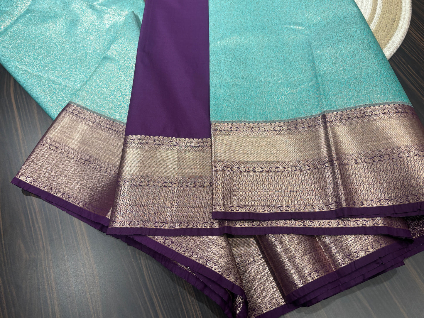 Semi Kanchipuram silk