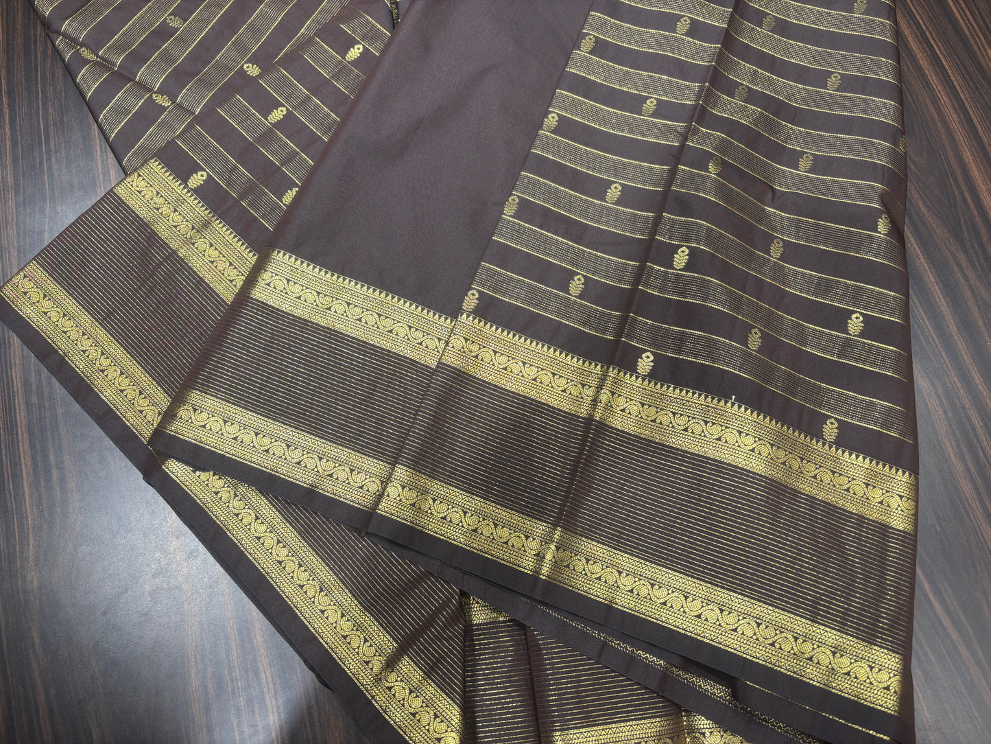 Semi Kanchipuram silk