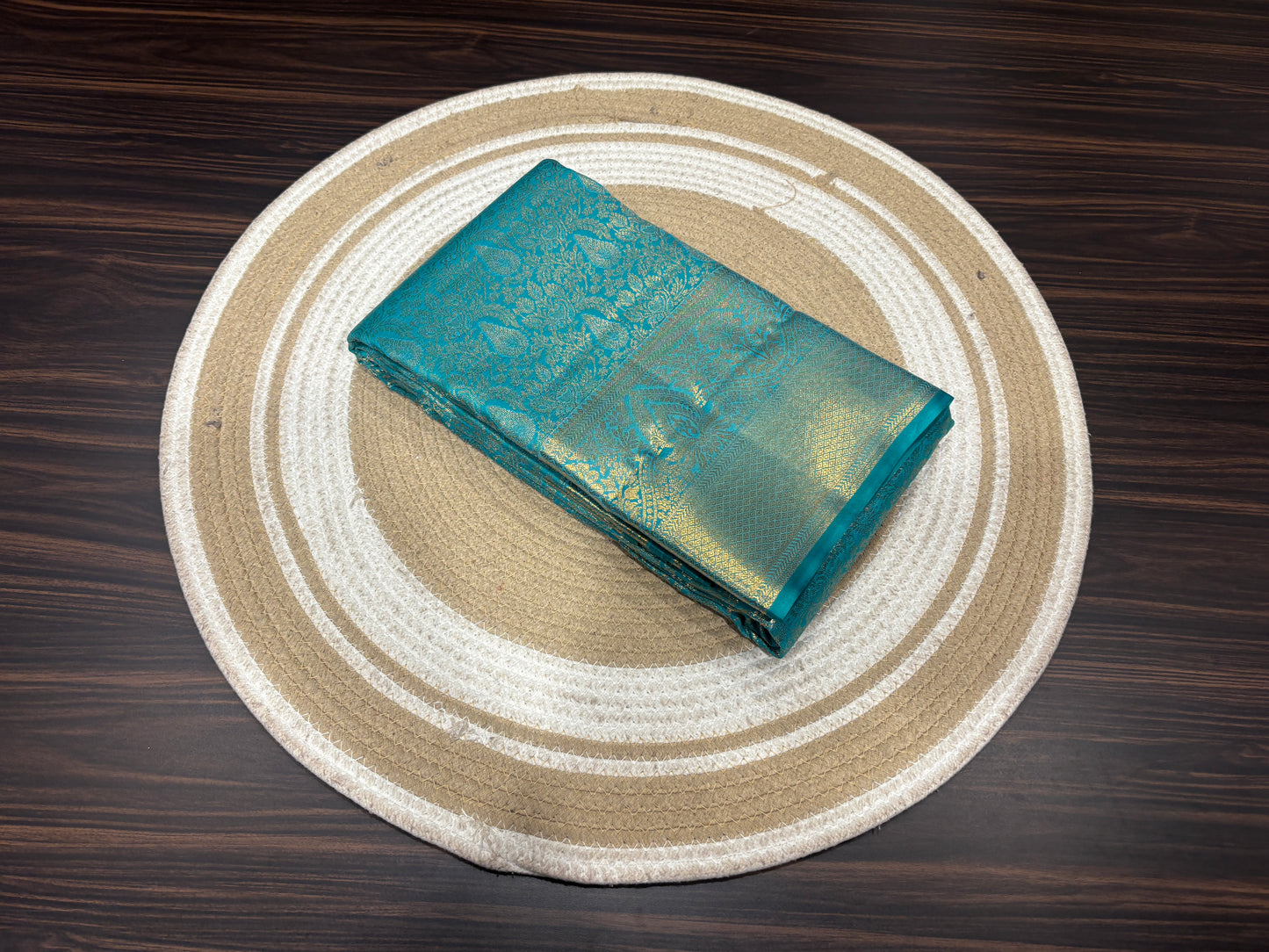 Semi Kanchipuram silk