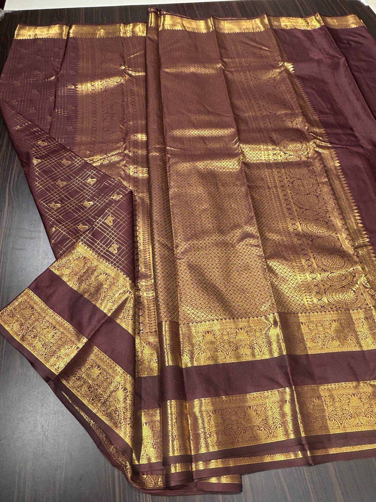 Semi Kanchipuram silk