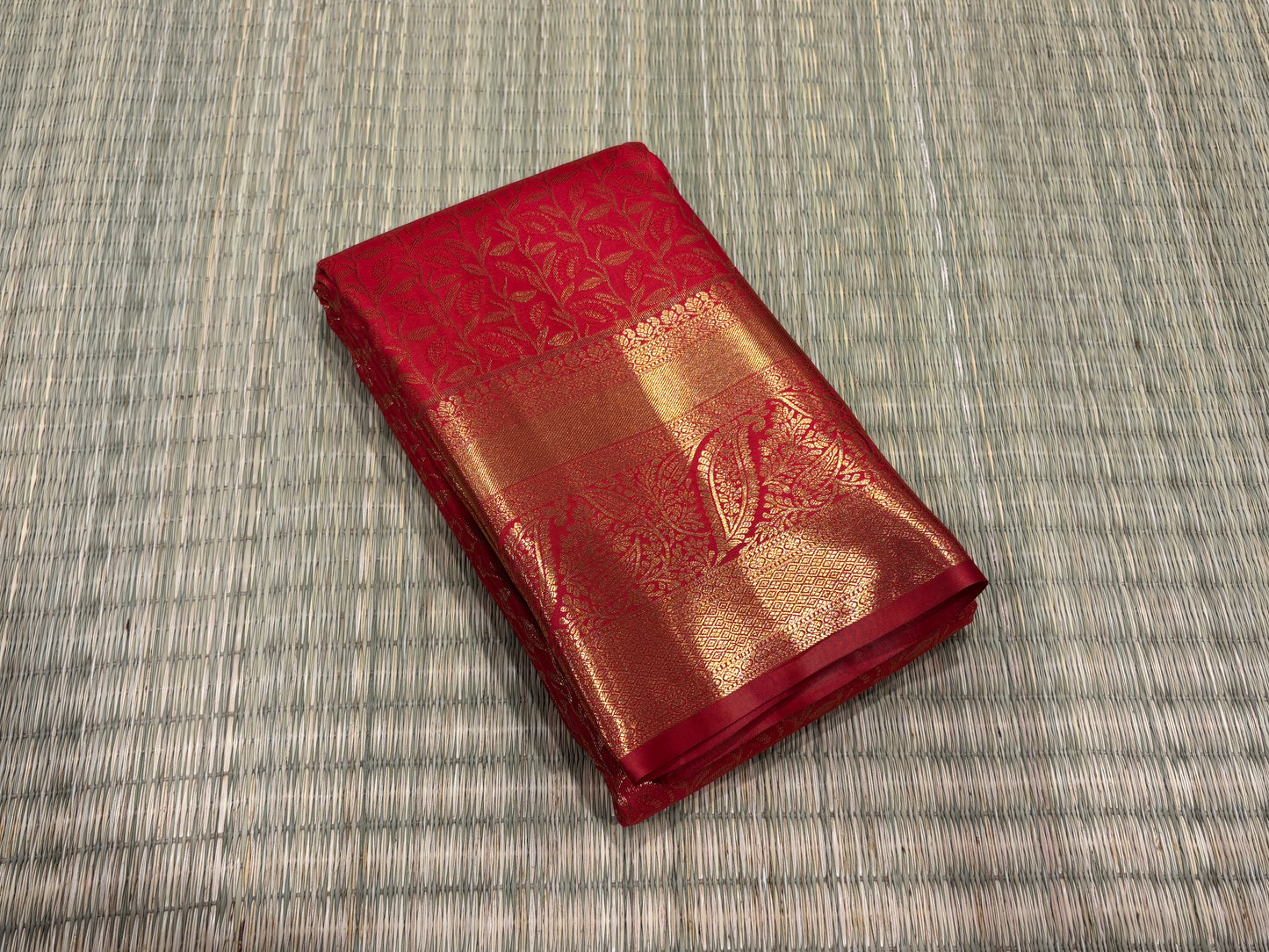 Semi Kanchipuram silk