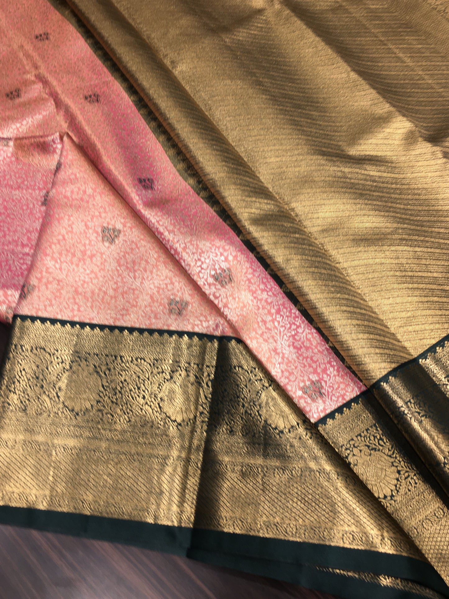 Semi Kanchipuram Tissue