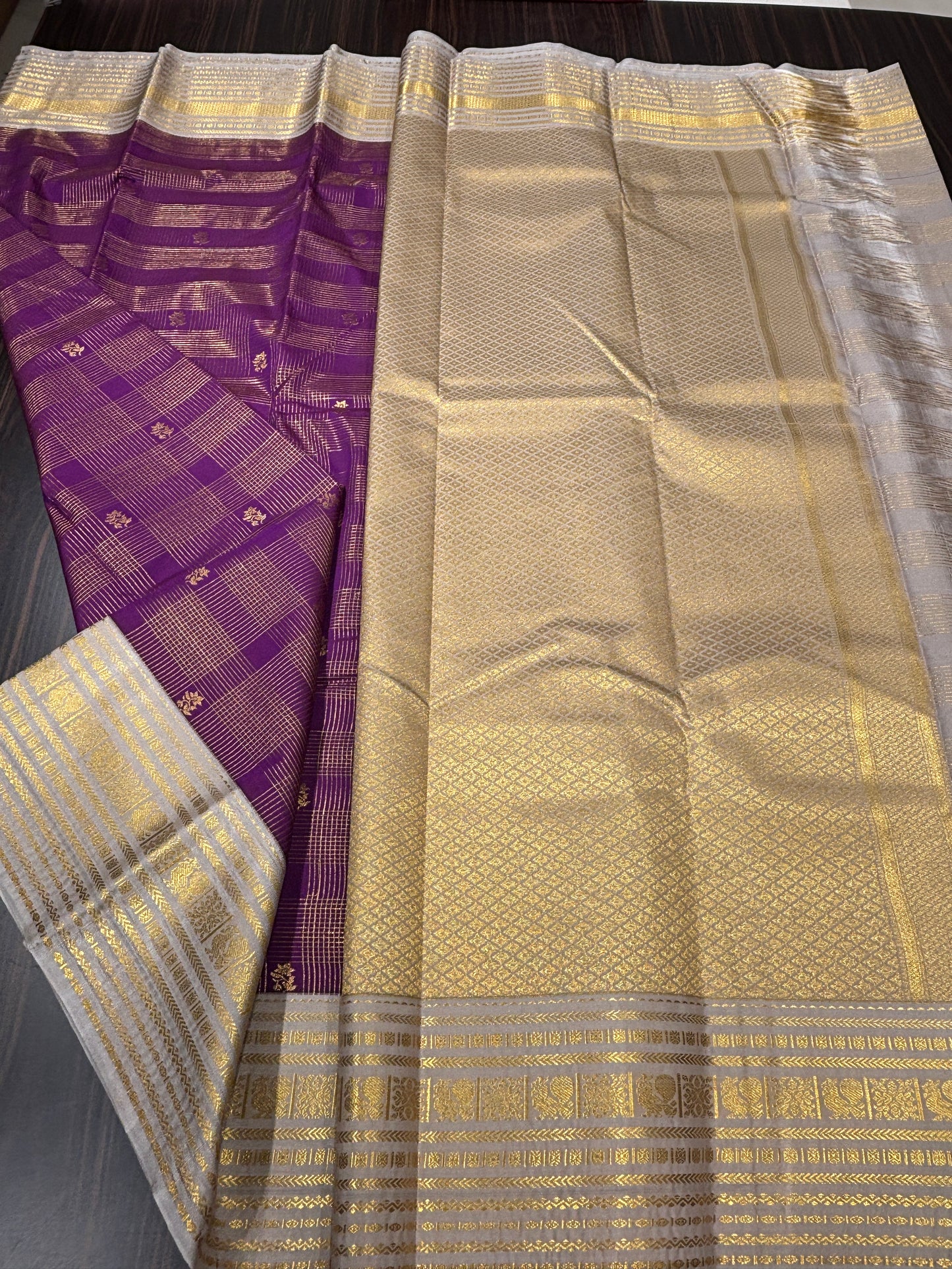 Semi Kanchipuram silk