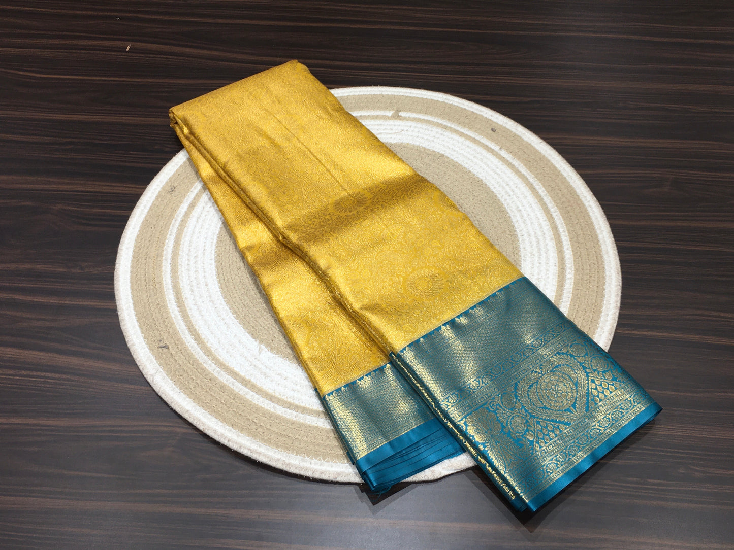 Semi Kanchipuram silk