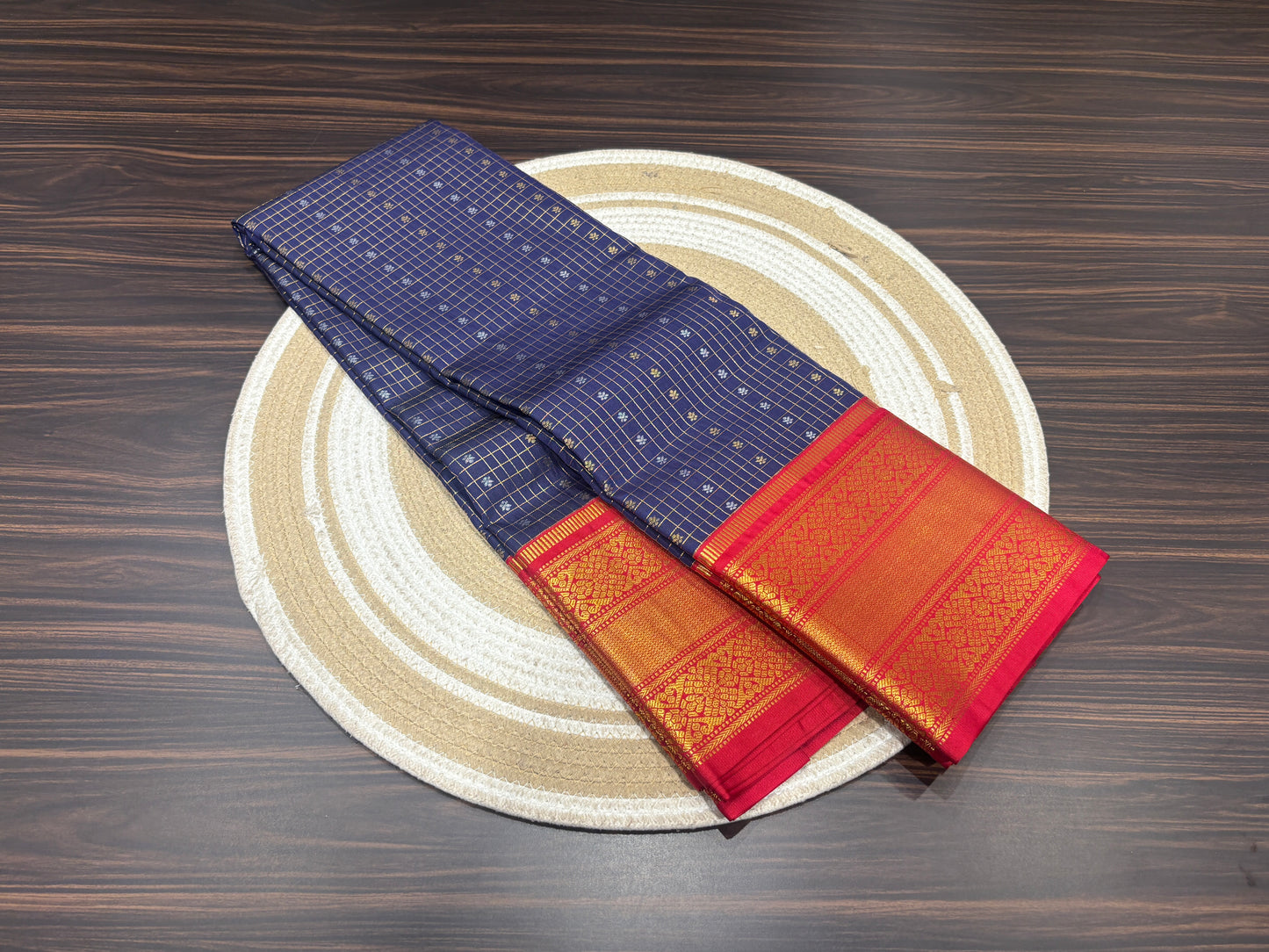 Semi Kanchipuram silk