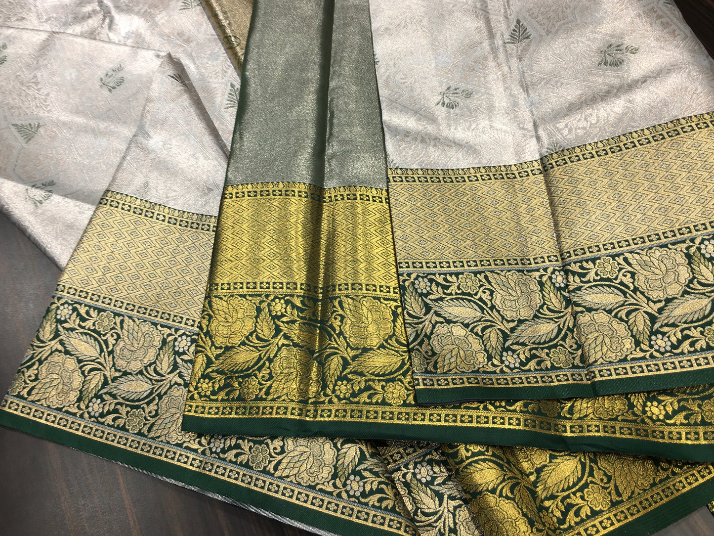 Semi Kanchipuram tissue