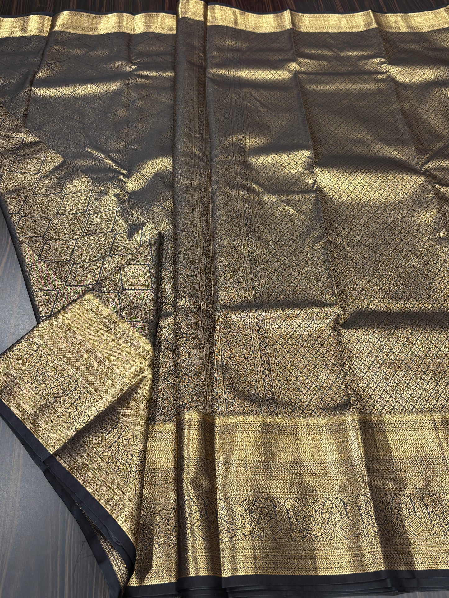 Semi Kanchipuram silk