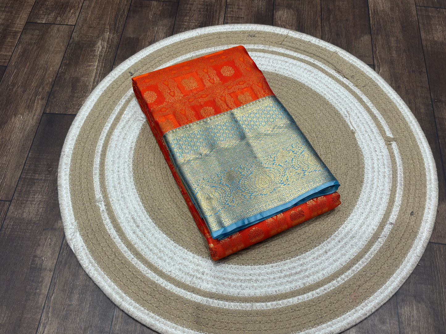 Semi Kanchipuram silk