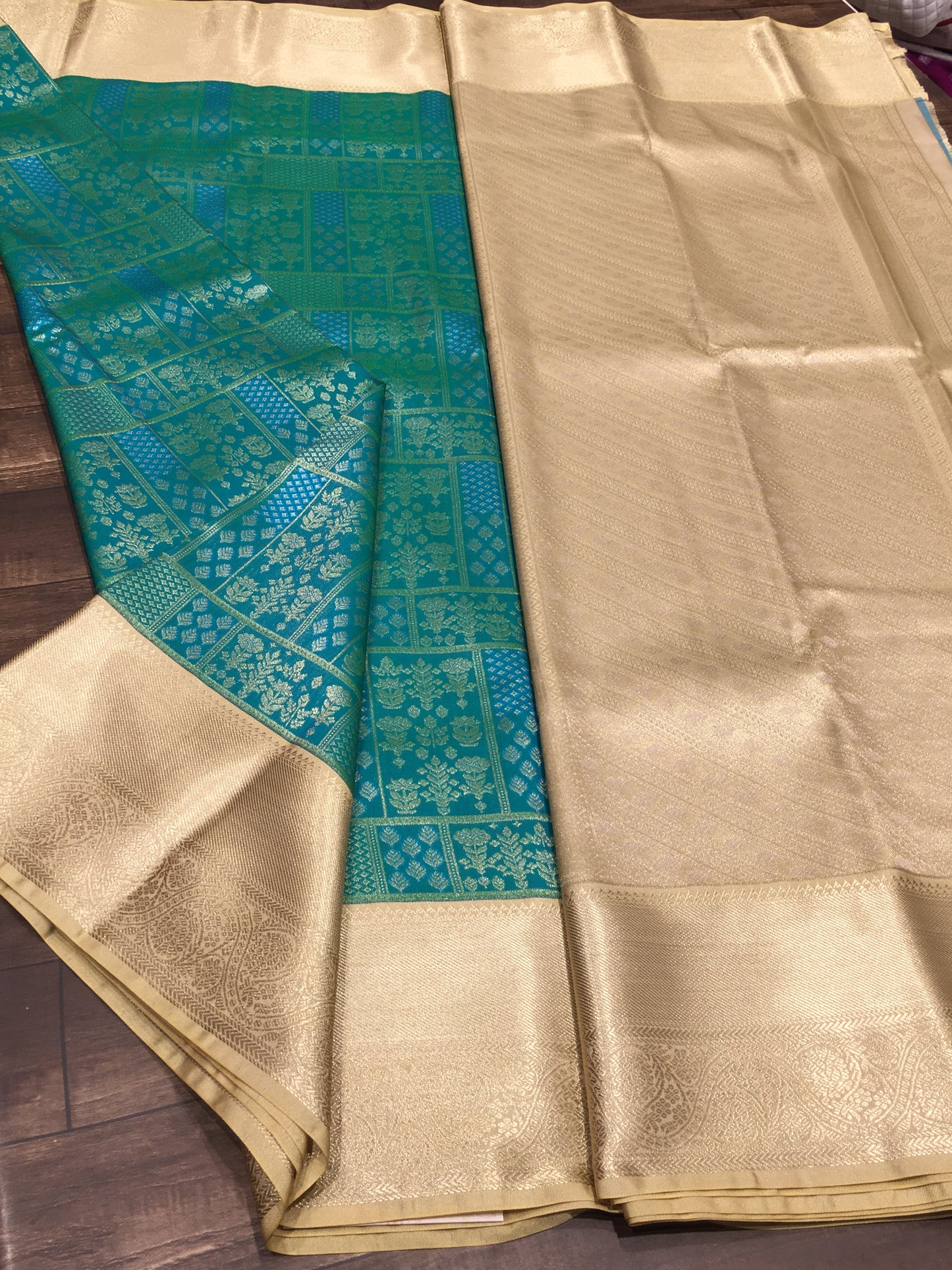 Semi Kanchipuram silk