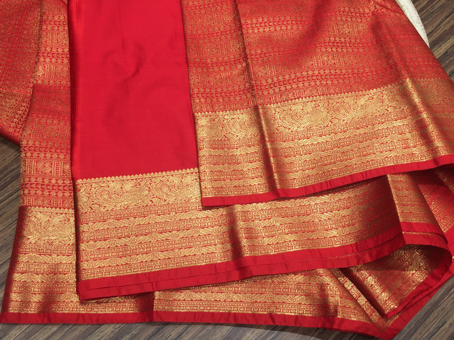Semi Kanchipuram silk