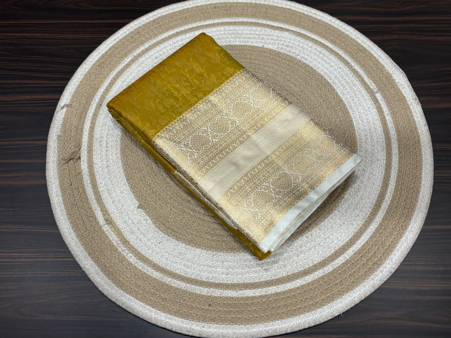 Semi Kanchipuram silk