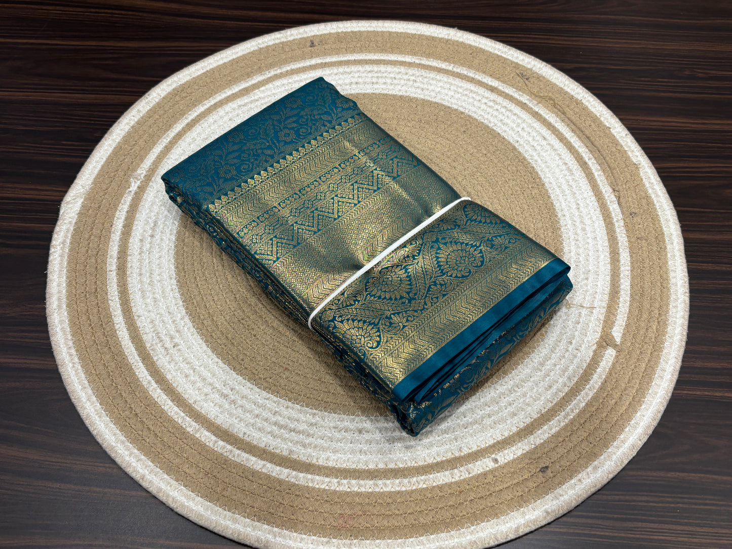 Semi Kanchipuram silk