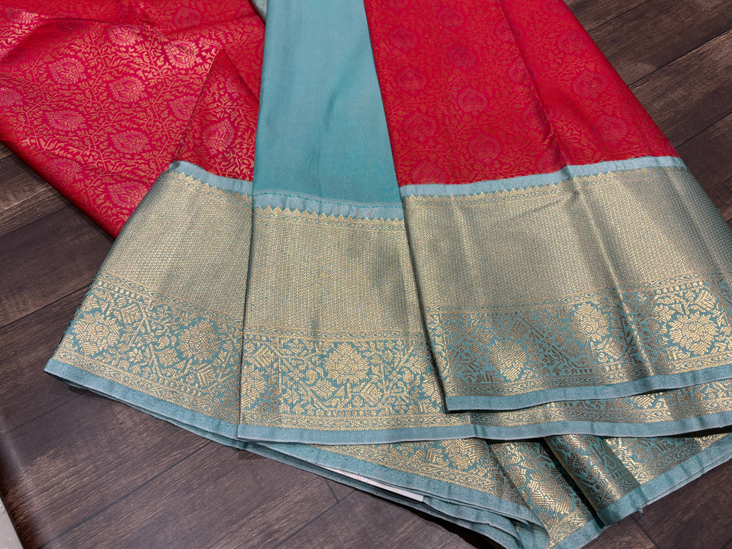 Semi Kanchipuram silk